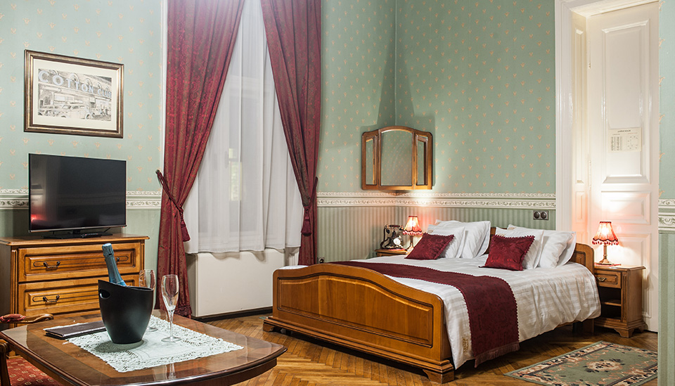 百靈鳥(niǎo)智能設(shè)備（深圳）有限公司